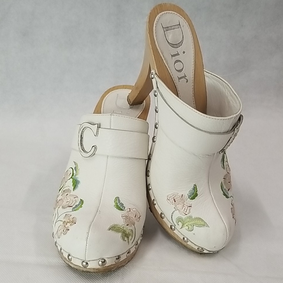 Christian Dior embroidered mules sz 38.5 white - Picture 2 of 8